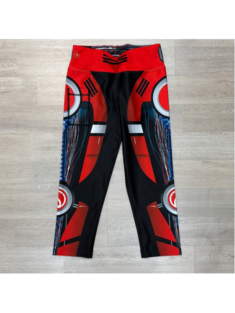 INKnBURN Red Robot Capris Size 4!